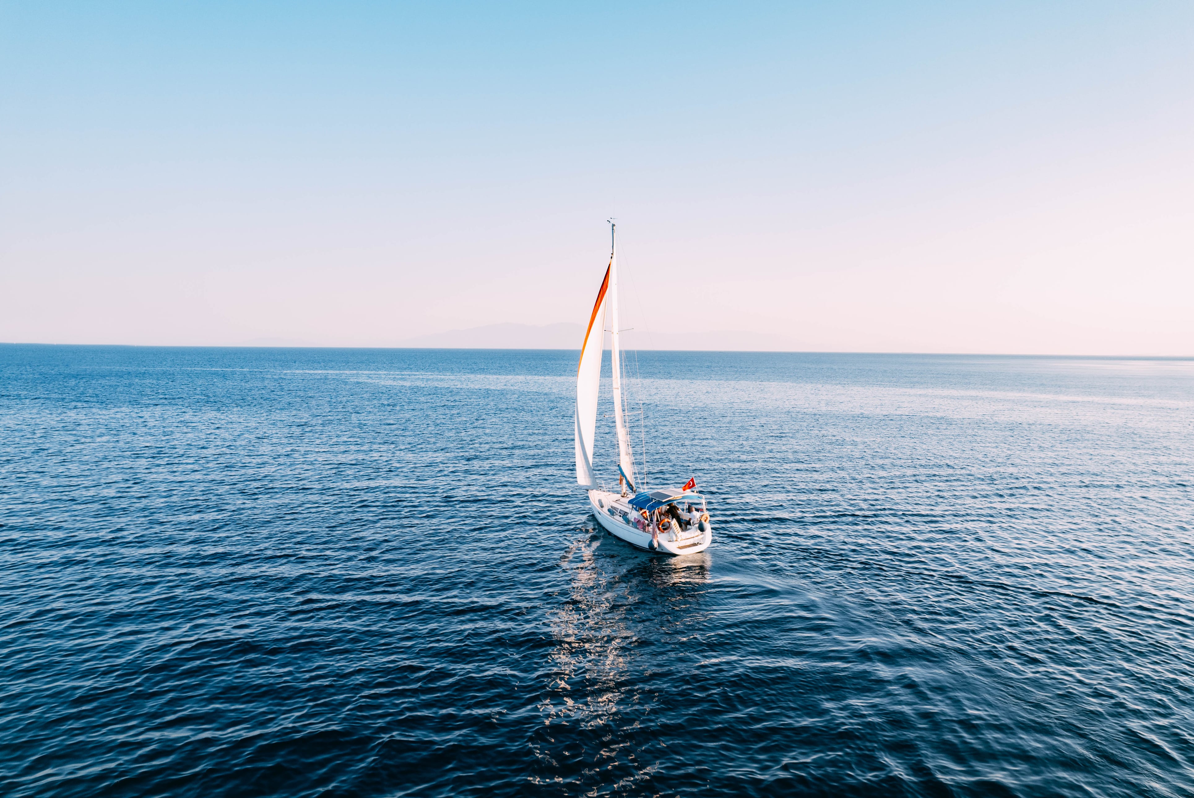 Maximise Your Sailboat's Safety: How YachtPilot's Sensors Transform Remote Monitoring